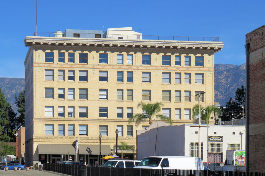 Chamber of Commerce Building