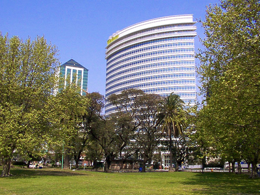 Edificio Republica by Daniel Kieckhefer