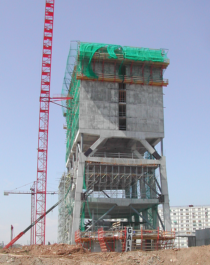 Hesperia Tower by David Guija