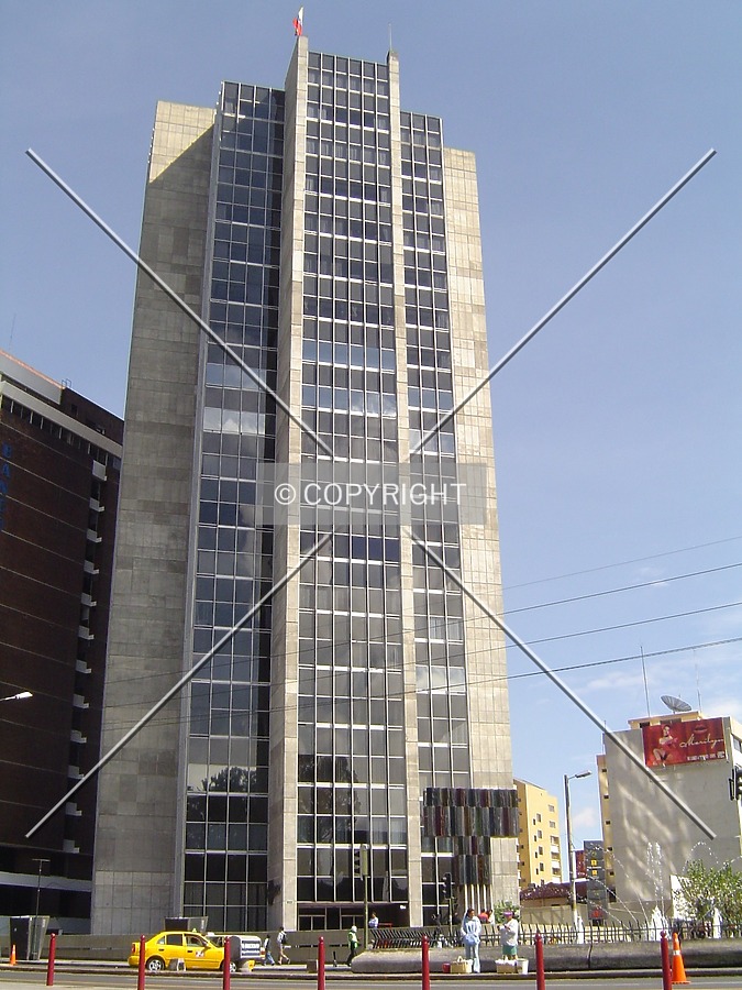 Edificio Cofiec by Rodrigo Salas