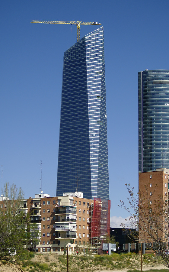 Torre de Cristal by Cesar Serrano