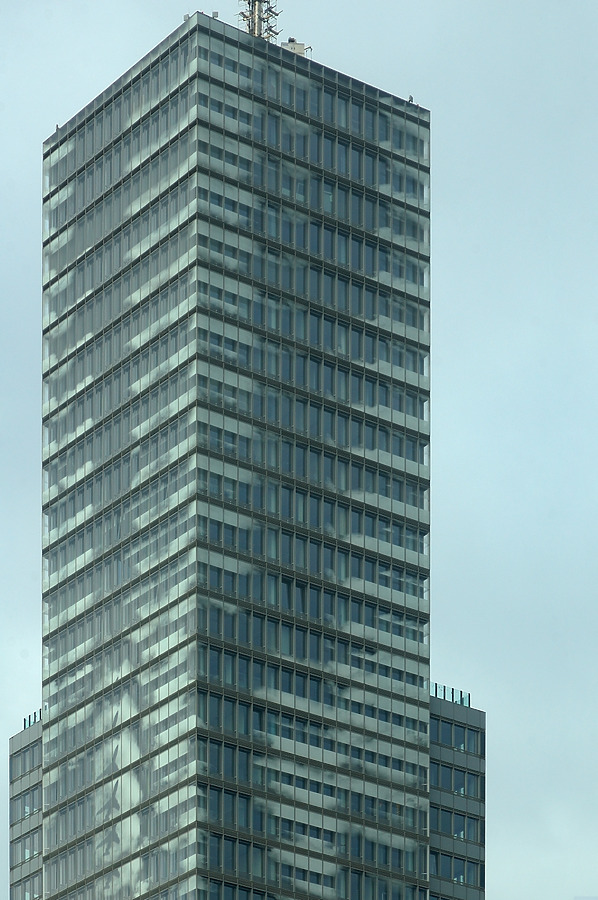 KölnTurm by David Guija