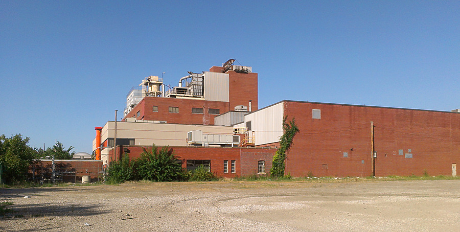 Nestlé Building by Ryan Hildebrand