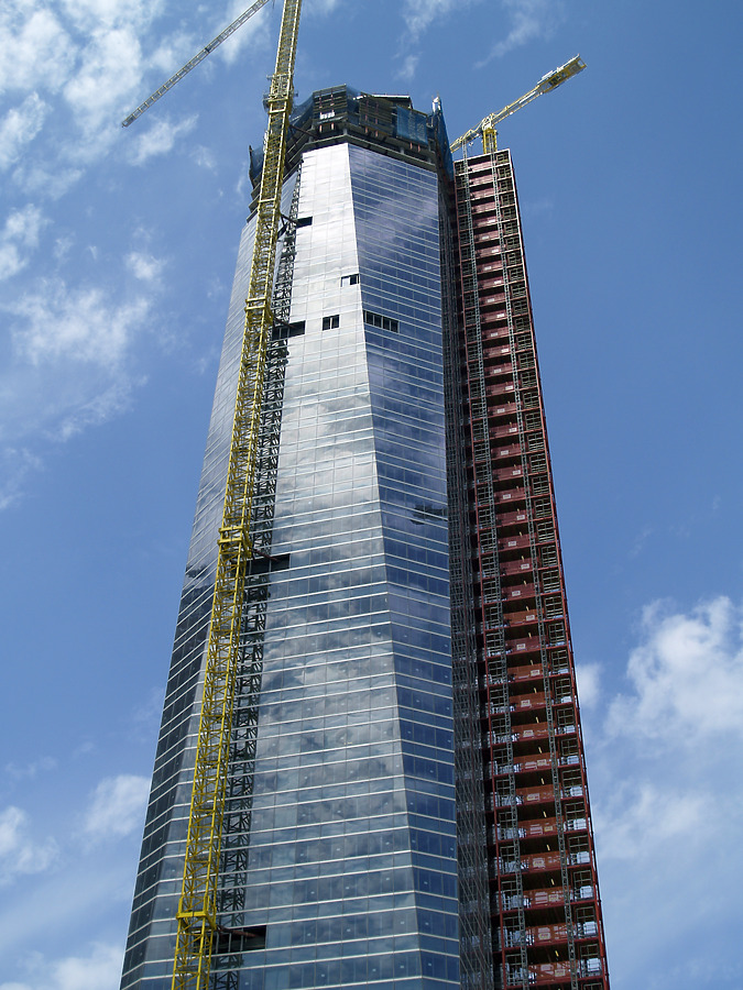 Torre de Cristal by Cesar Serrano