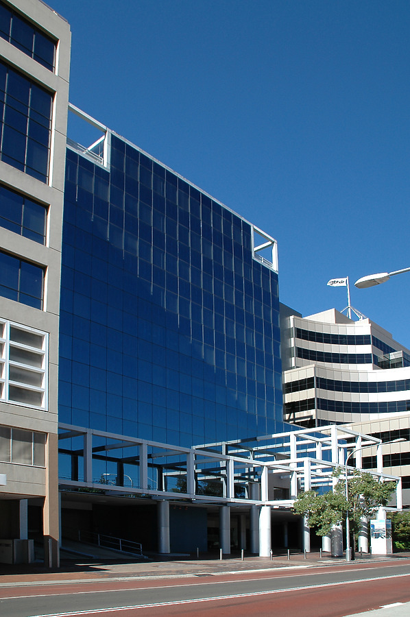 33 Argyle Street by John Bek