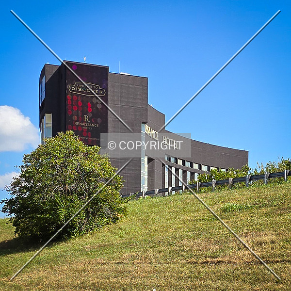 Renaissance Saint Louis Hotel Airport by Ryan Hildebrand