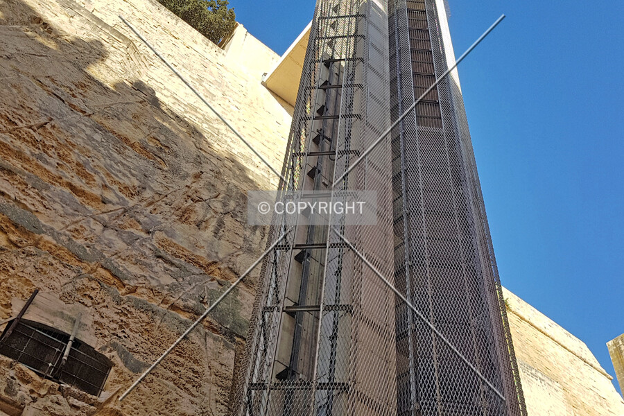 Barrakka Lift