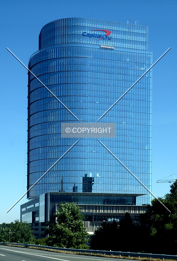 Capital One Tower by Chris Patriarca