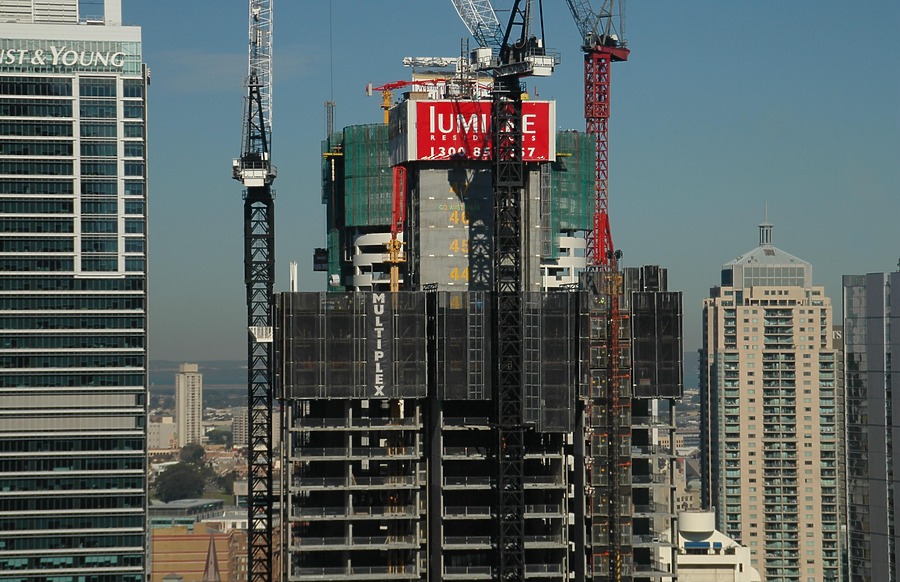 Lumière Residences by John Bek