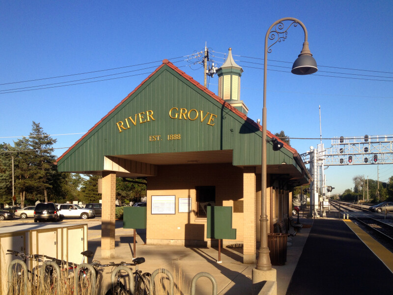 River Grove Metra Station