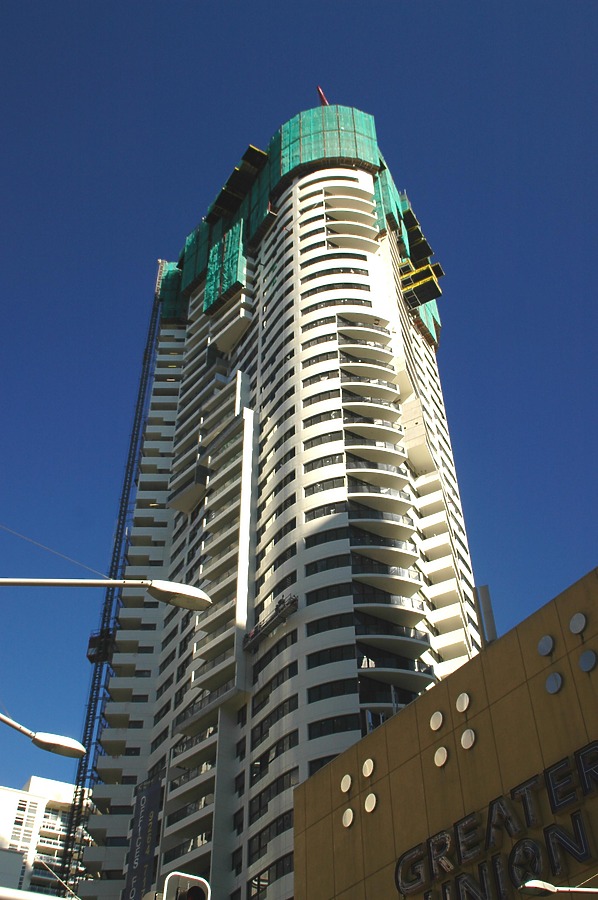 Meriton Tower by John Bek