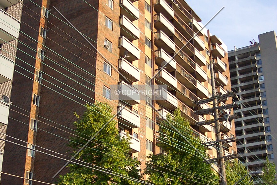 Riverside Court Apartments