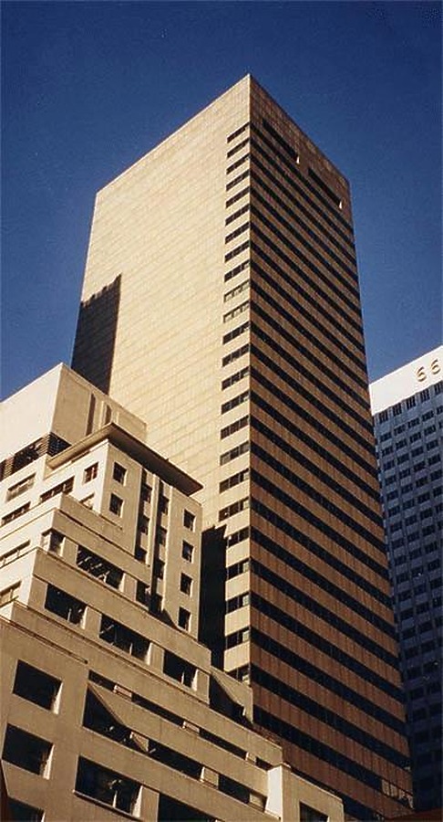 650 Fifth Avenue by Nate Lindsey