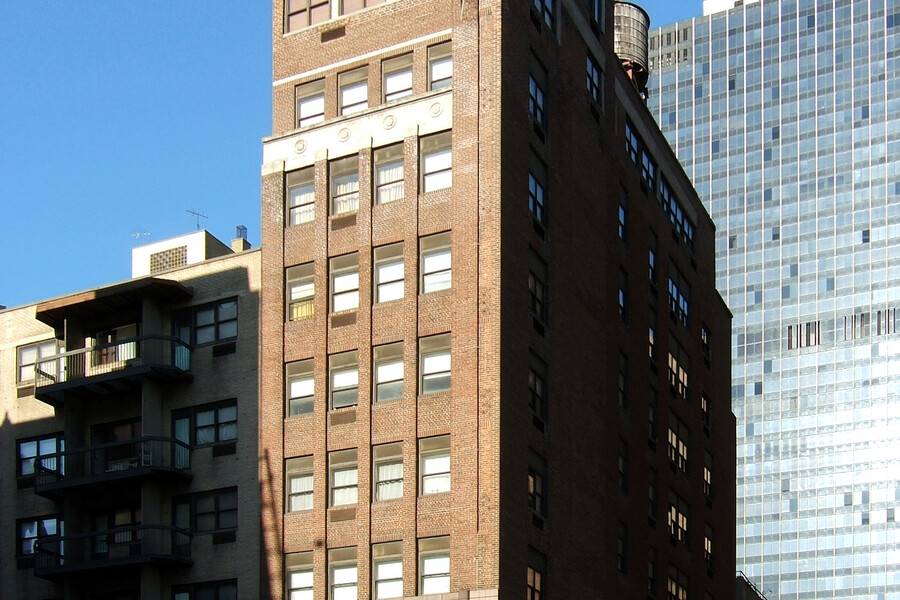 215 East 37th Street