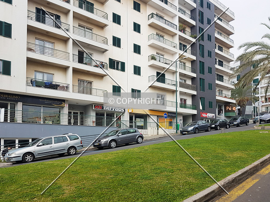 Rua José António de Freitas Gonçalves 19 by Nephilim