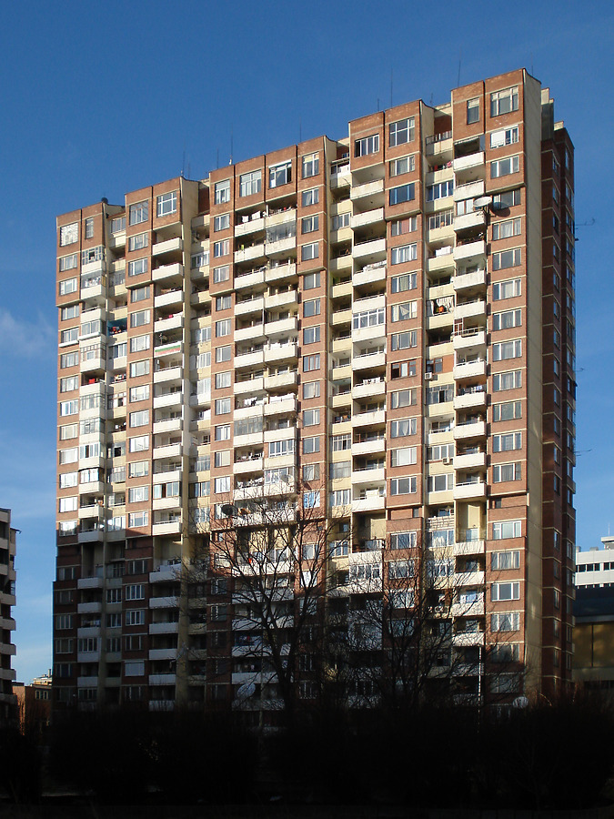 Zona B-5, Block 6 by Kaloian