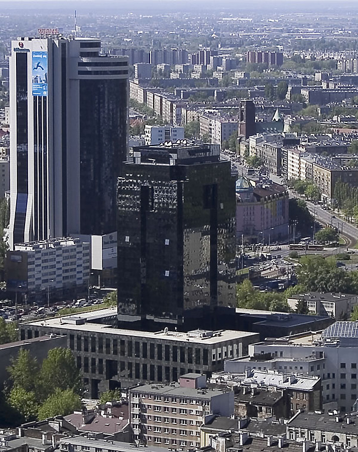 Warta Tower by Pavel Toczynski