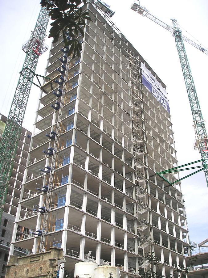 Isozaki Atea II by Mikel Allende