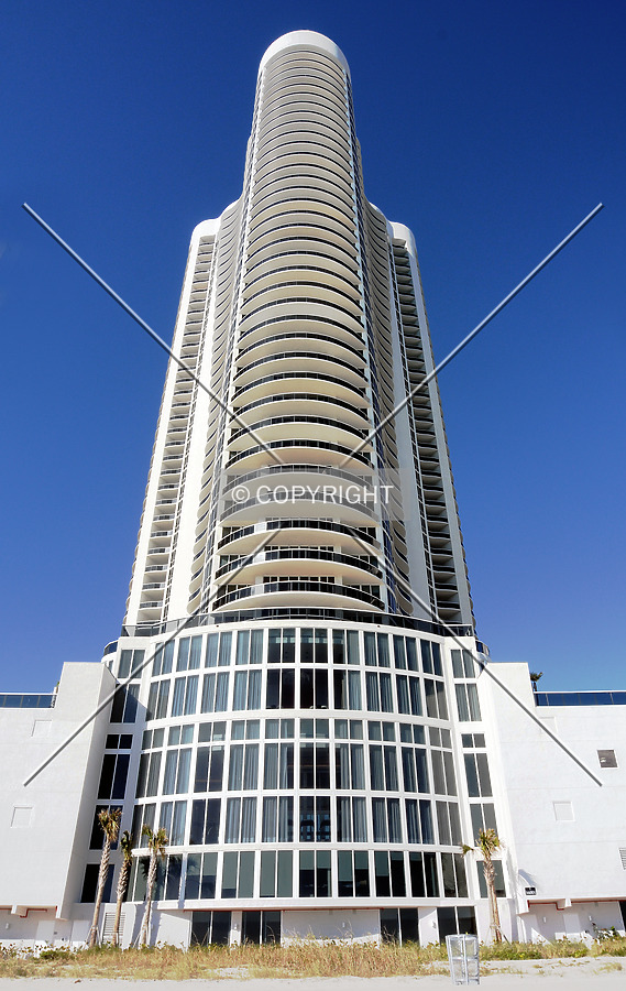 Trump Towers I by Jorge Molina