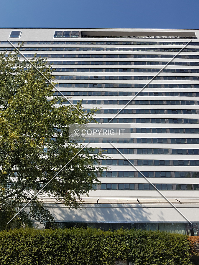 Hotel InterContinental by Nephilim