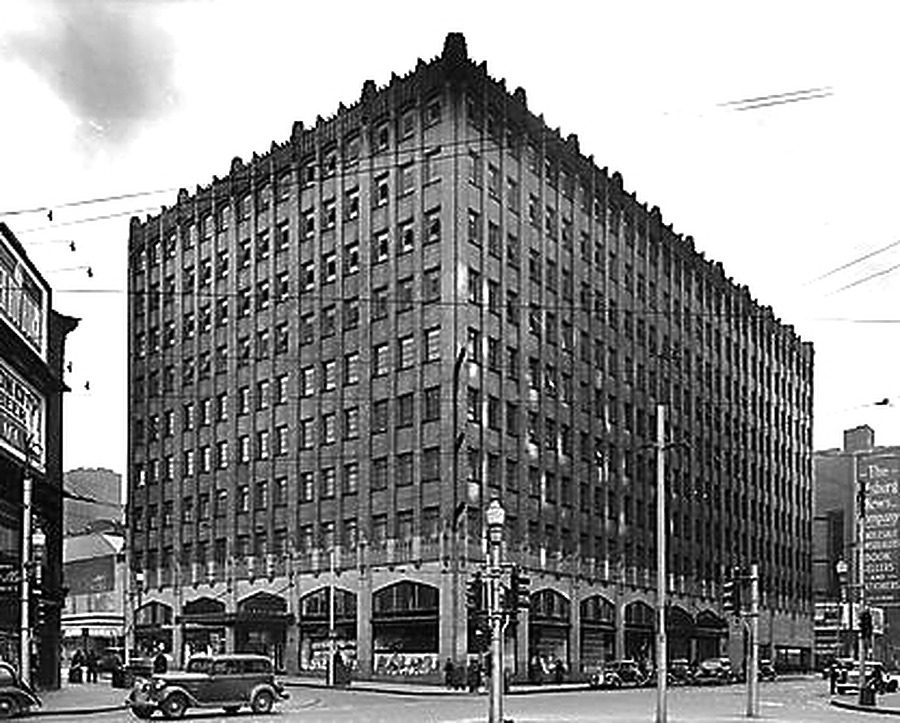 Kossman Building by United States Public Domain/ Pittsburgh City Photographer