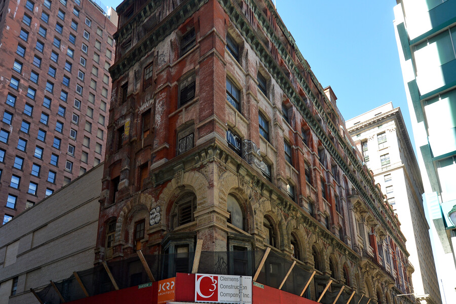 Hale Building