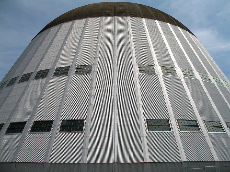 Moffett Field Hangar One by Jason Ferguson