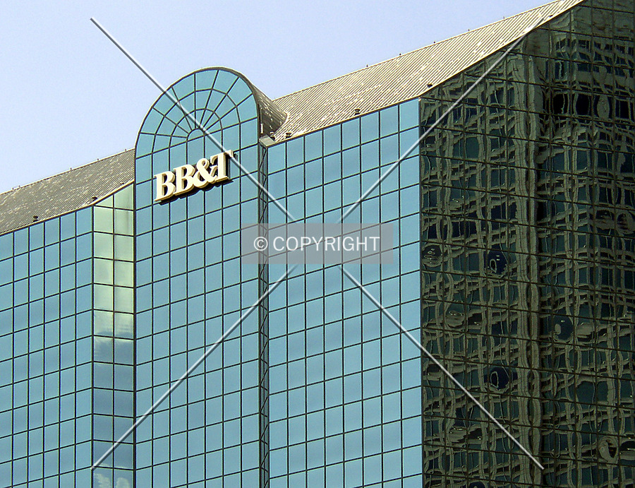 BB&T Financial Center by Chris Patriarca