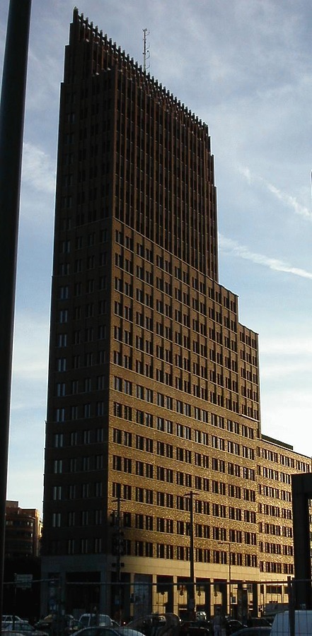 Kollhoff Tower by Cesar Serrano