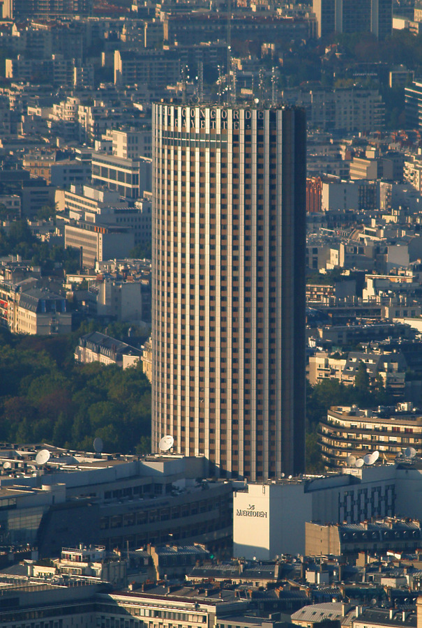 Hôtel Concorde Lafayette by Cesar Serrano