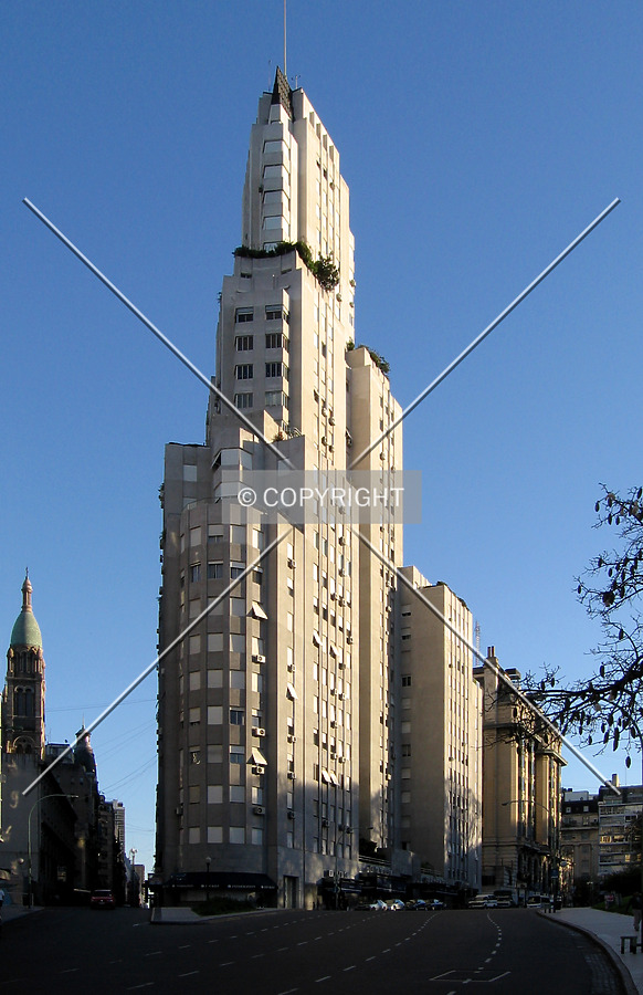 Edificio Kavanagh by Maximiliano Buono