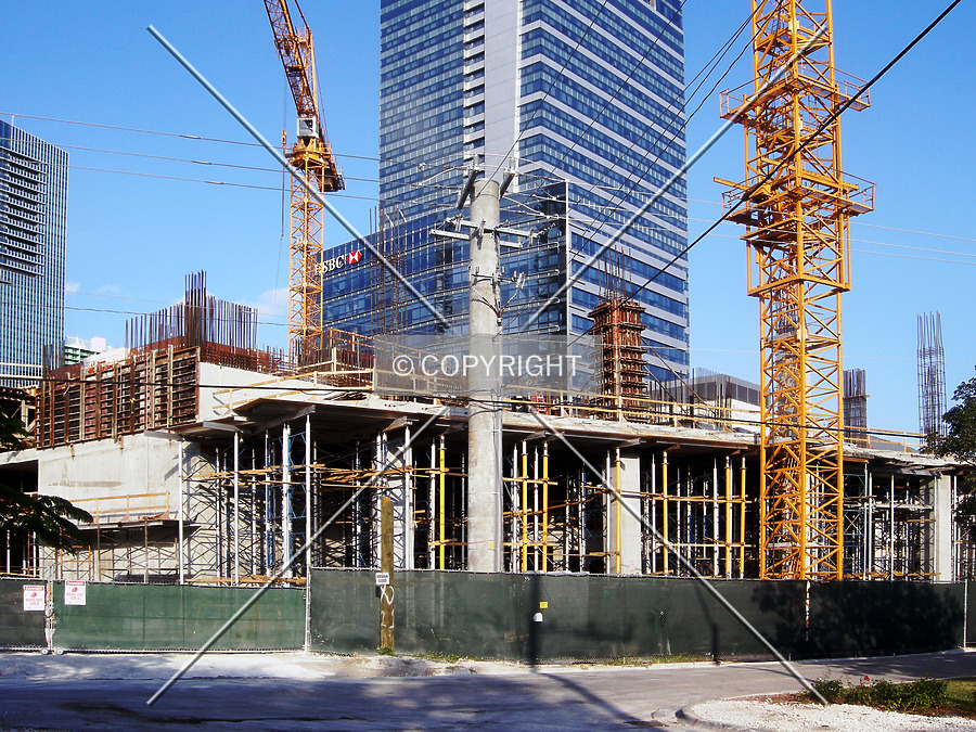 1450 Brickell by Jorge Molina