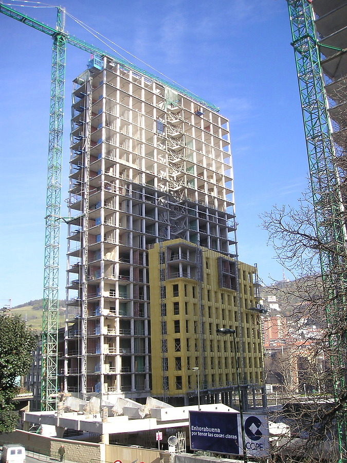 Isozaki Atea I by Mikel Allende