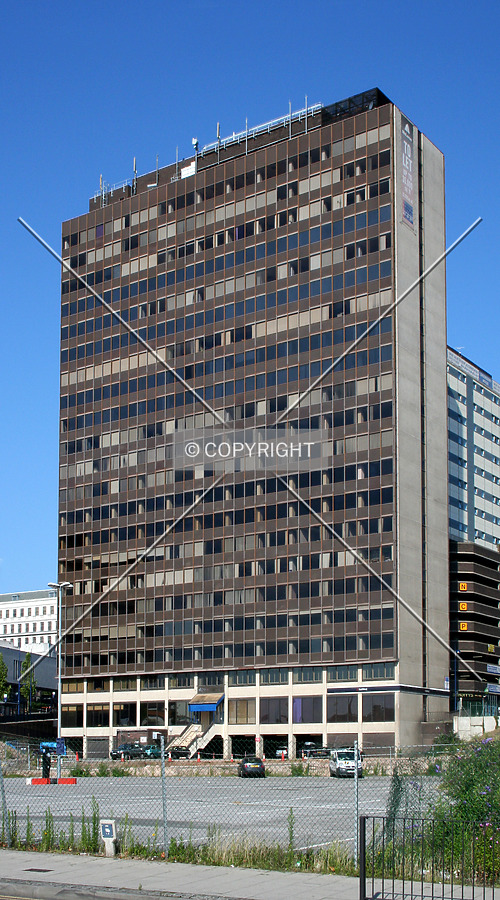 McLaren Building by Neil Nickolds