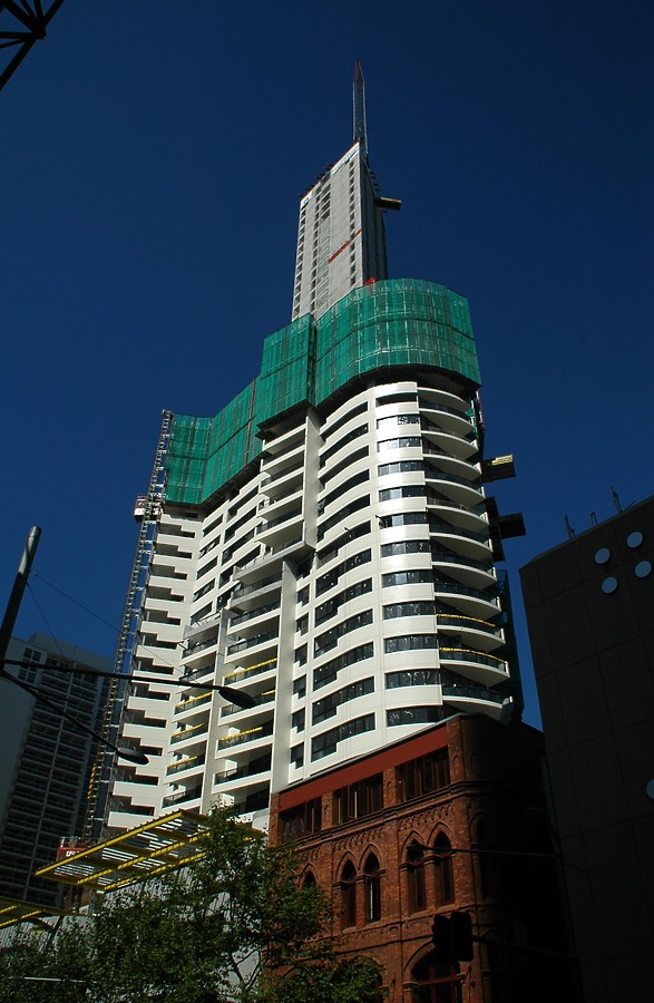 Meriton Tower by John Bek