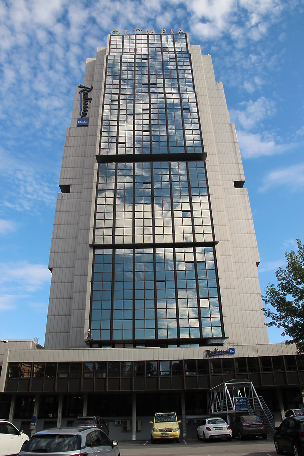Radisson Blu Hotel Olümpia by Kjetil Balog