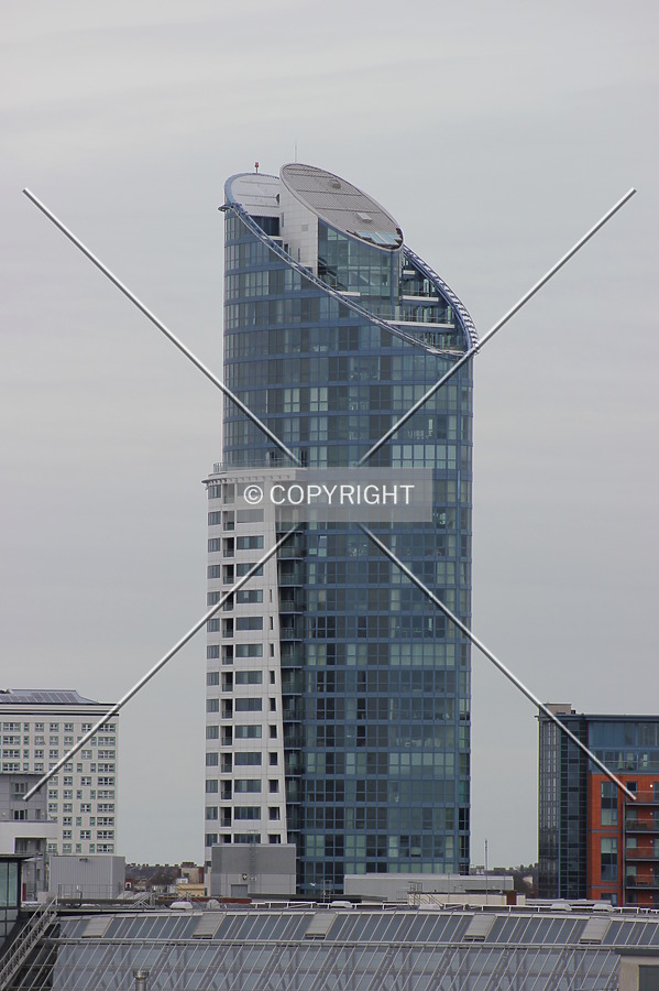 1 Gunwharf Quays by Florian Barbier