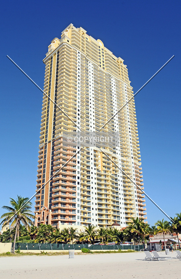 Acqualina Ocean Residences and Resort by Jorge Molina