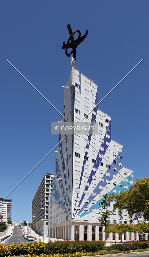 Edifício Écran by Emmanuel D.