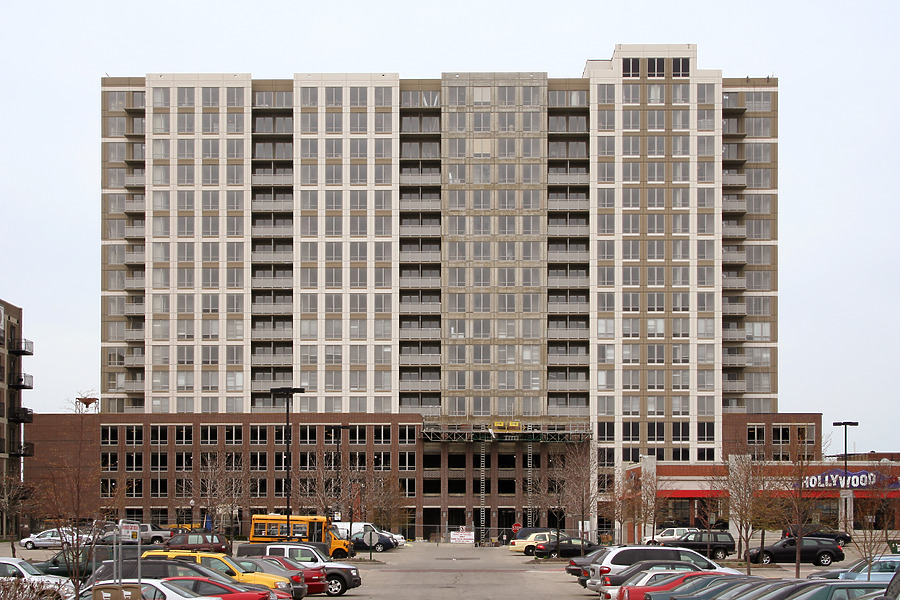 415 Premier Apartments by Daniel Kieckhefer