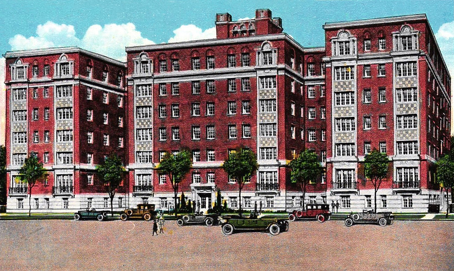 Kellogg Manor by Tichnor Quality Views