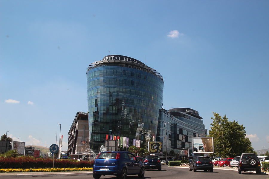 Atlas Capital Center by Kjetil Balog