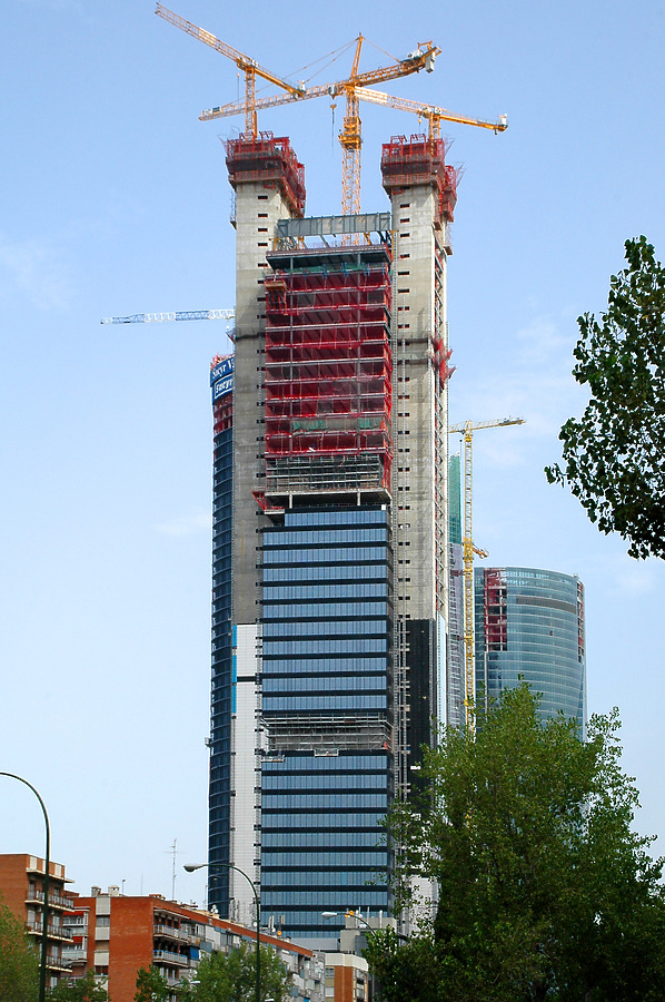 Torre Caja Madrid by John Bek