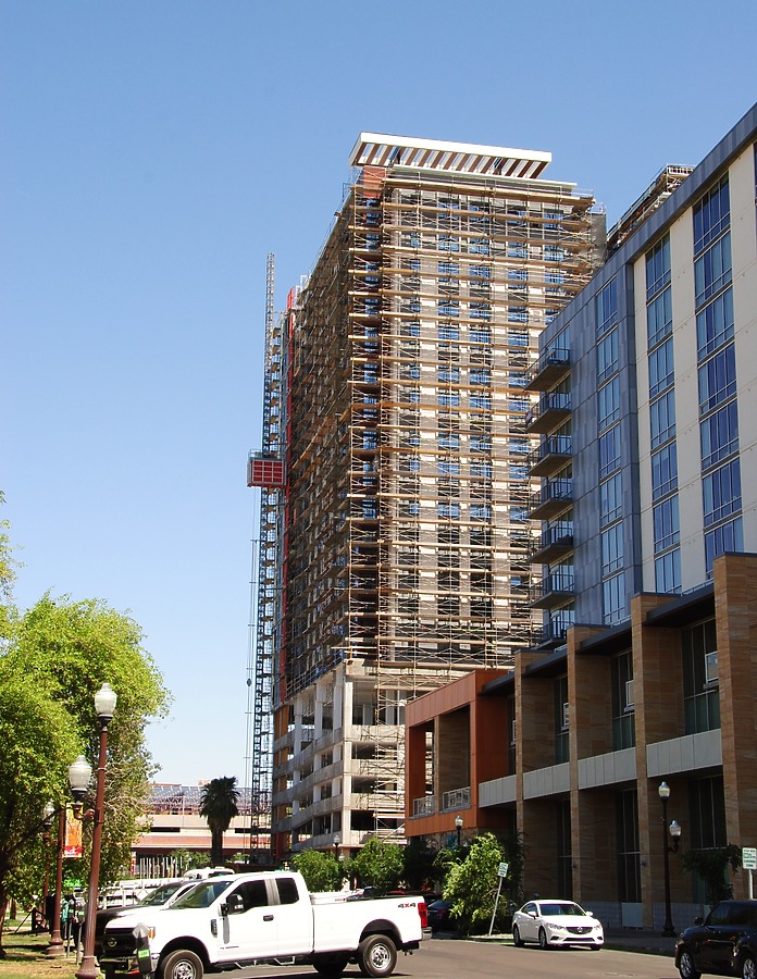 Atmosphere Tempe by Brian LoBue