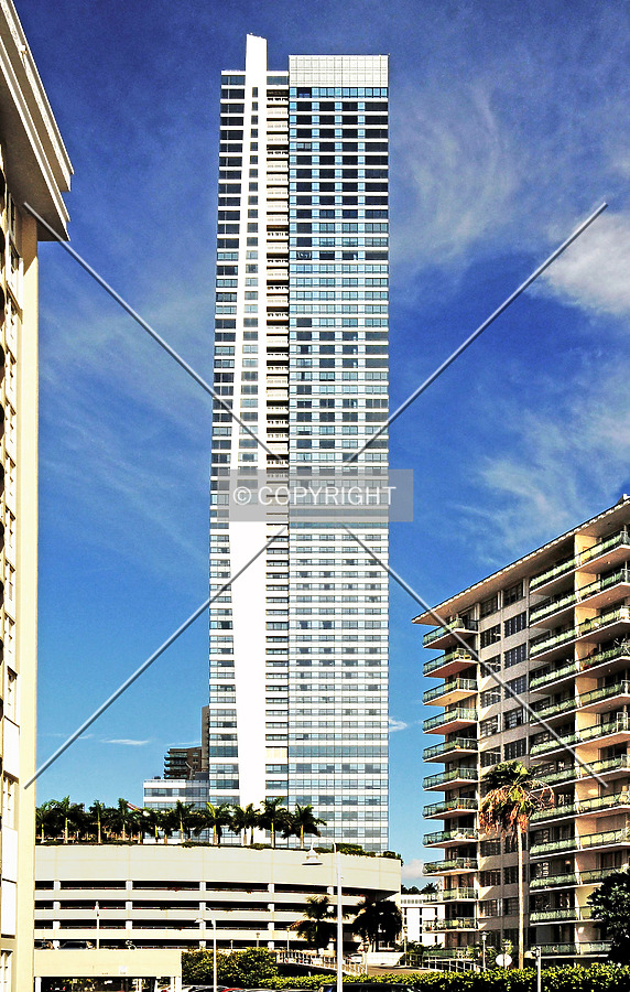 Four Seasons Hotel & Tower by Jorge Molina
