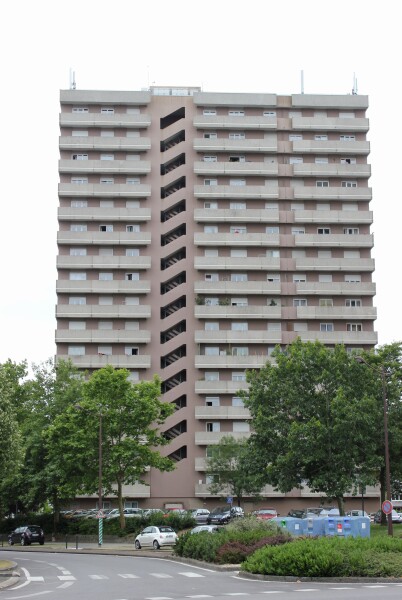 1 Rue Pierre Etienne Flandin