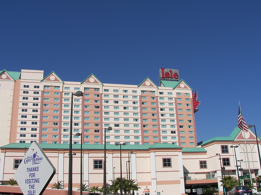 Golden Nugget Expansion Tower by Rodney Gunn
