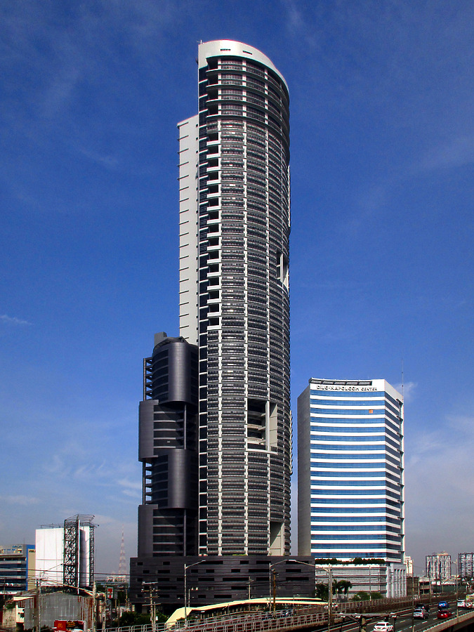 Skysuites Tower by Daniel Kieckhefer
