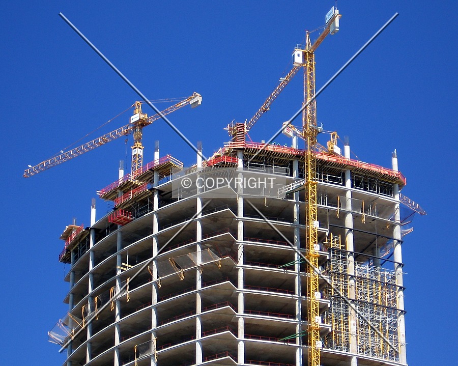 Torre Repsol YPF by Maximiliano Buono