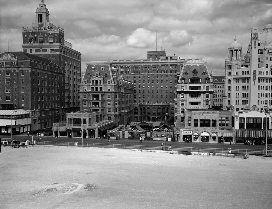 Dennis Hotel by HABS/HAER, Jack E. Boucher